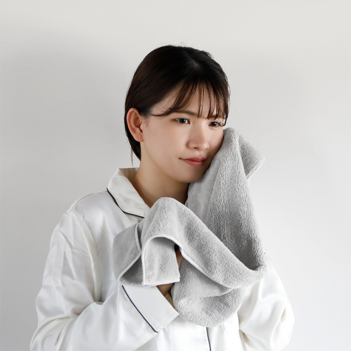 <span style="display:block; text-align:center;">フェイスタオル</span>
