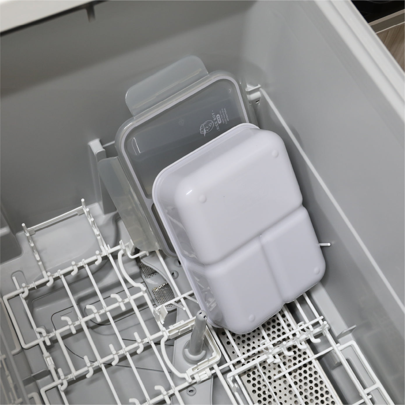 食器洗浄機も対応しているので毎日使ってもお手入れ簡単。