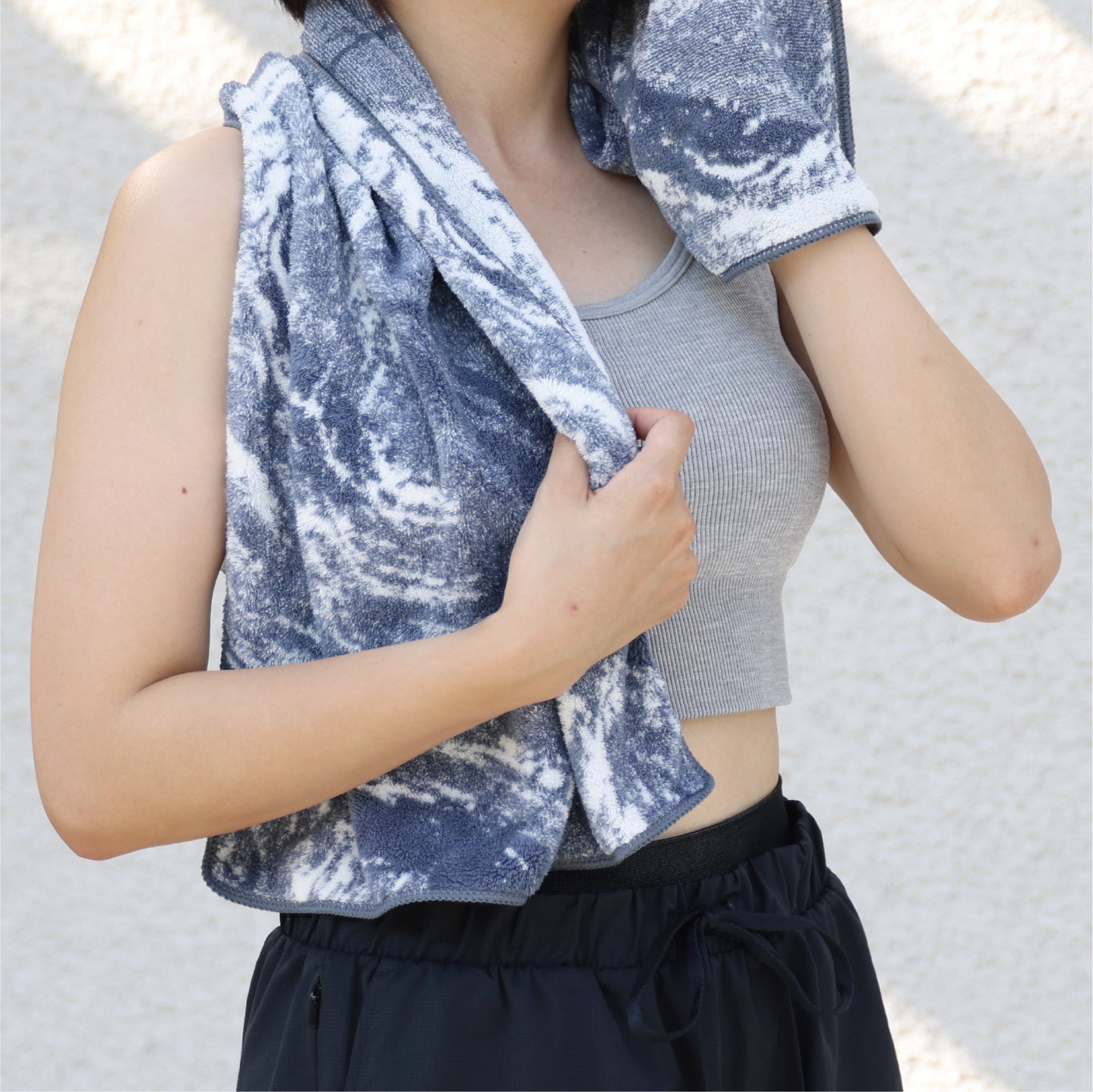 <span style="display:block; text-align:center;">carari<br>カラリマーブル</span>
