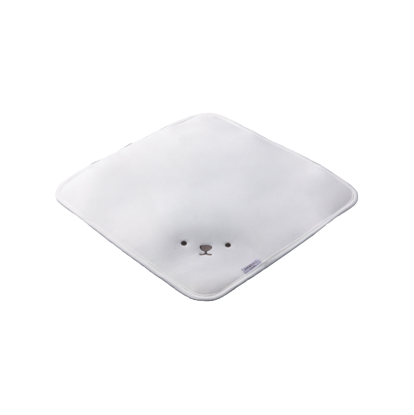 <span style="display:block; text-align:center;">シロクマボール</span>