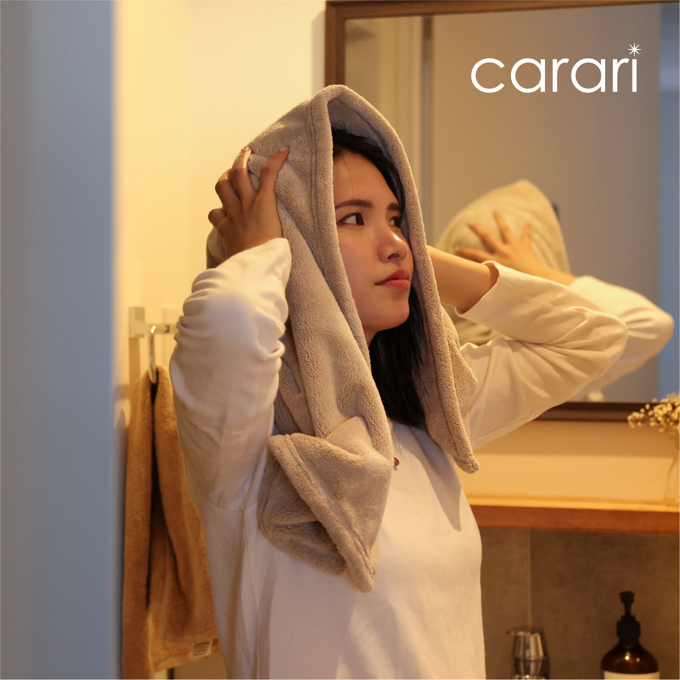 <span style="display:block; text-align:center;">carari<br>カラリヘアー</span>