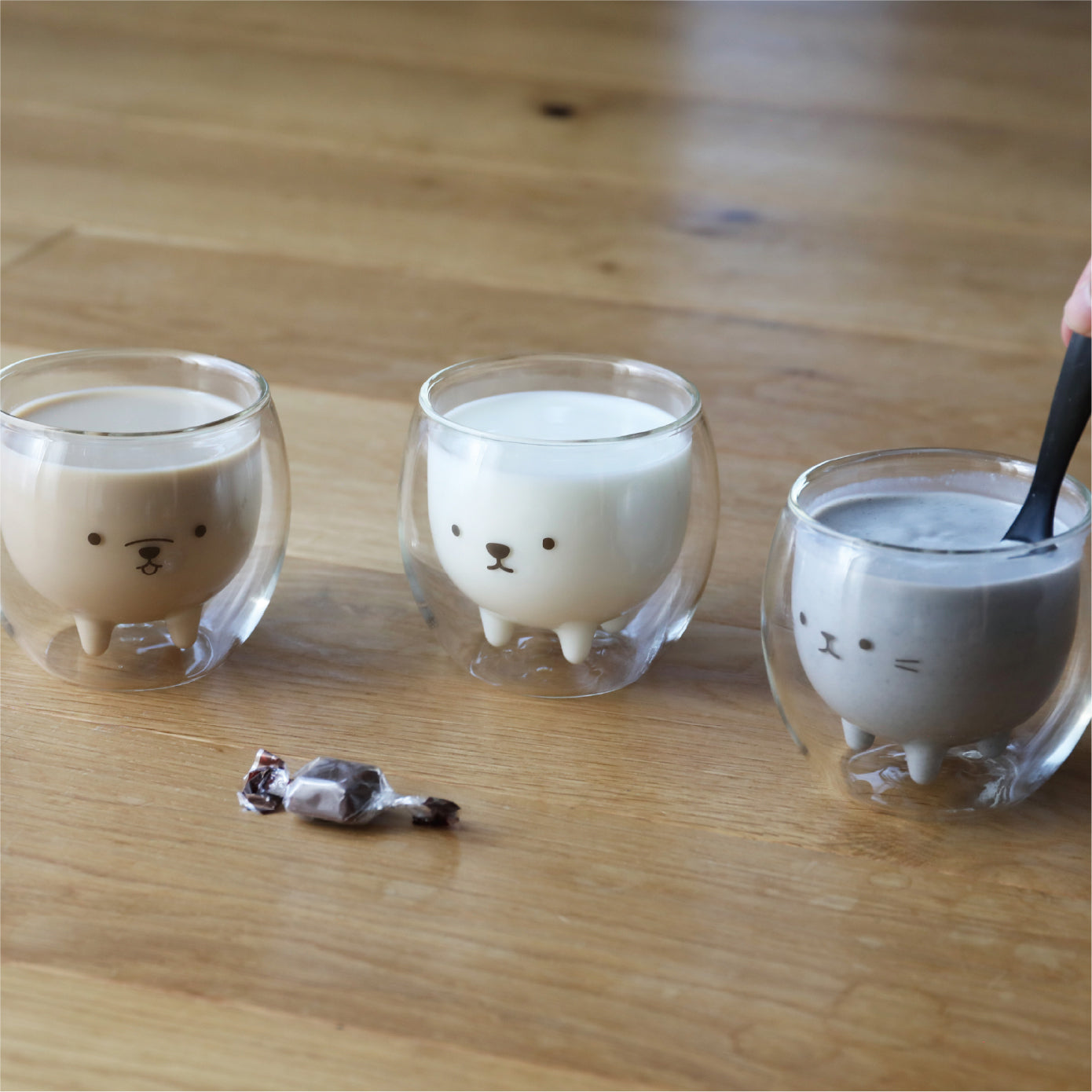 中身が入っていなくてもアニボールのシルエットが見えるので、棚に飾っておくのもおすすめです。