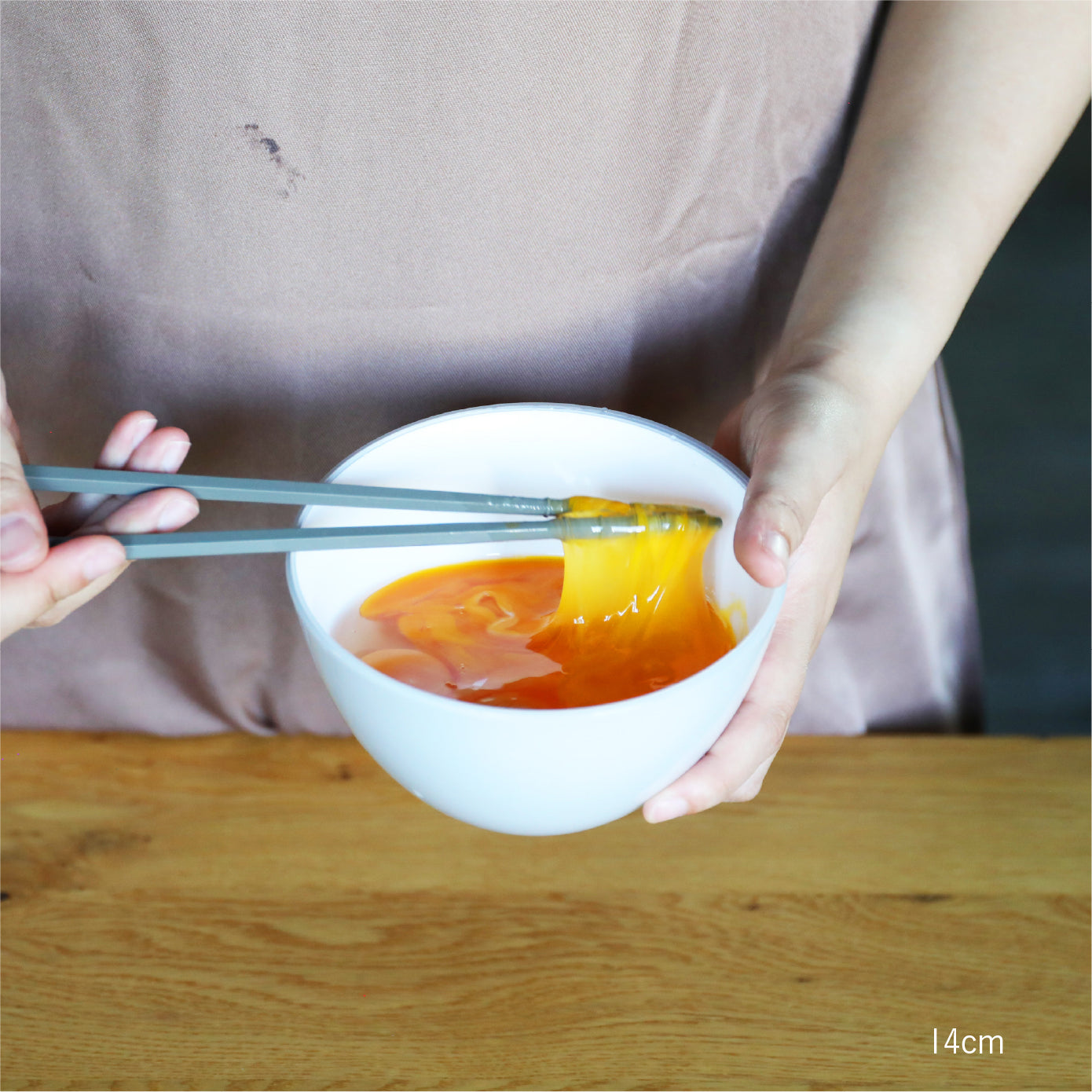 コンパクトサイズなので、卵を溶くとき・調味料を混ぜるときに便利。