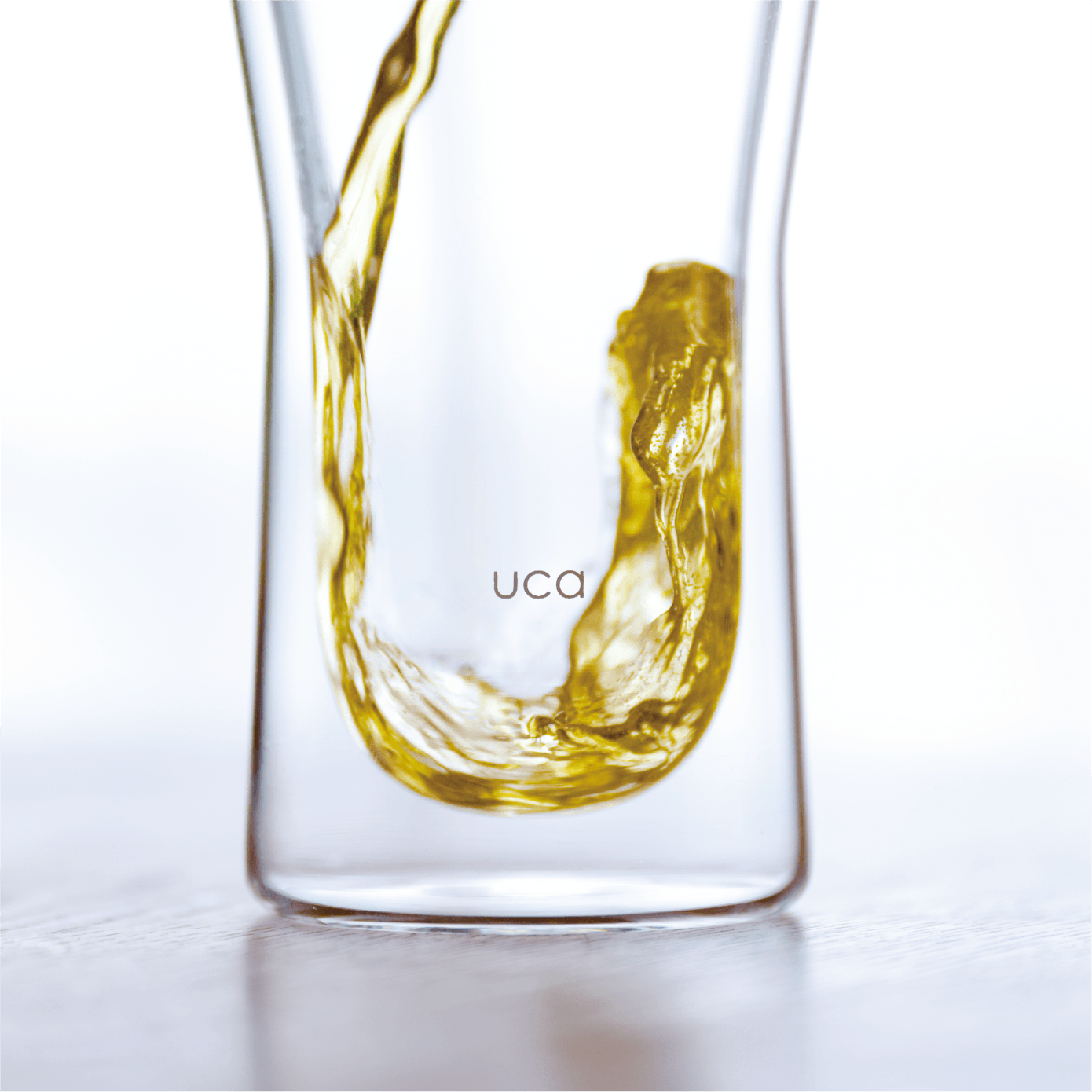 <span style="display:block; text-align:center;">香り立ちのいい底面形状</span>