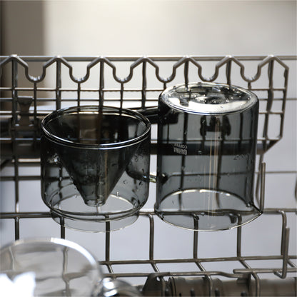 使用後はそのまま入れて洗えるため、後片付けも手間いらず。臭いや色が残りにくく、いつでも清潔に保てるのも大きな利点です。