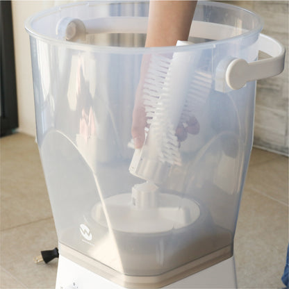 <span style="display:block; text-align:center;">ブラシパーツを着脱して2WAYで洗える</span>