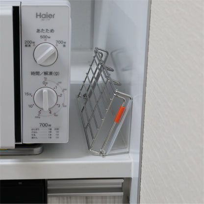 折り畳み式なので、狭いスペースにも収納が可能。お手入れが楽なのは嬉しいポイントです。