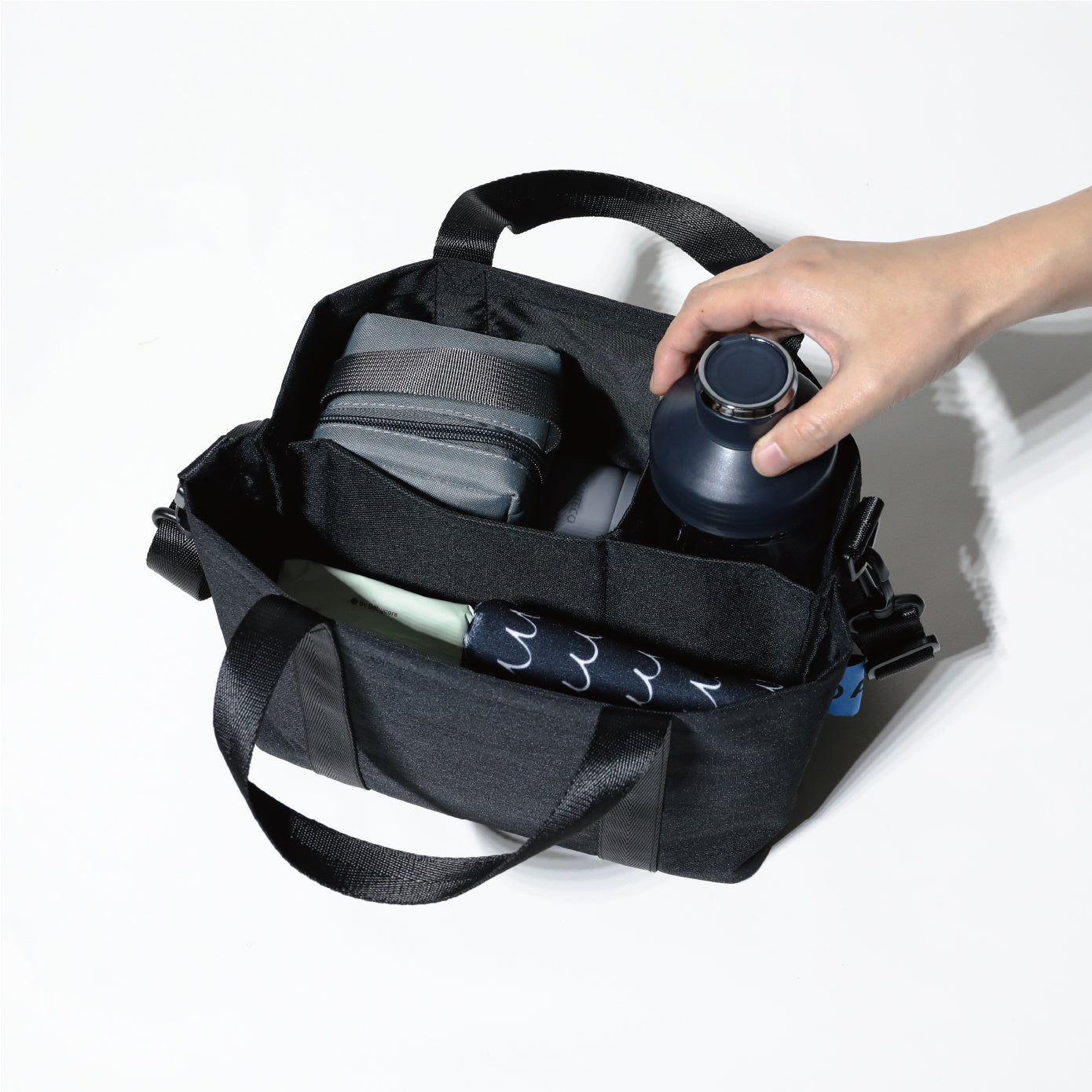 <span style="display:block; text-align:center;">
仕切り付きだから仕分けがしやすい
</span>