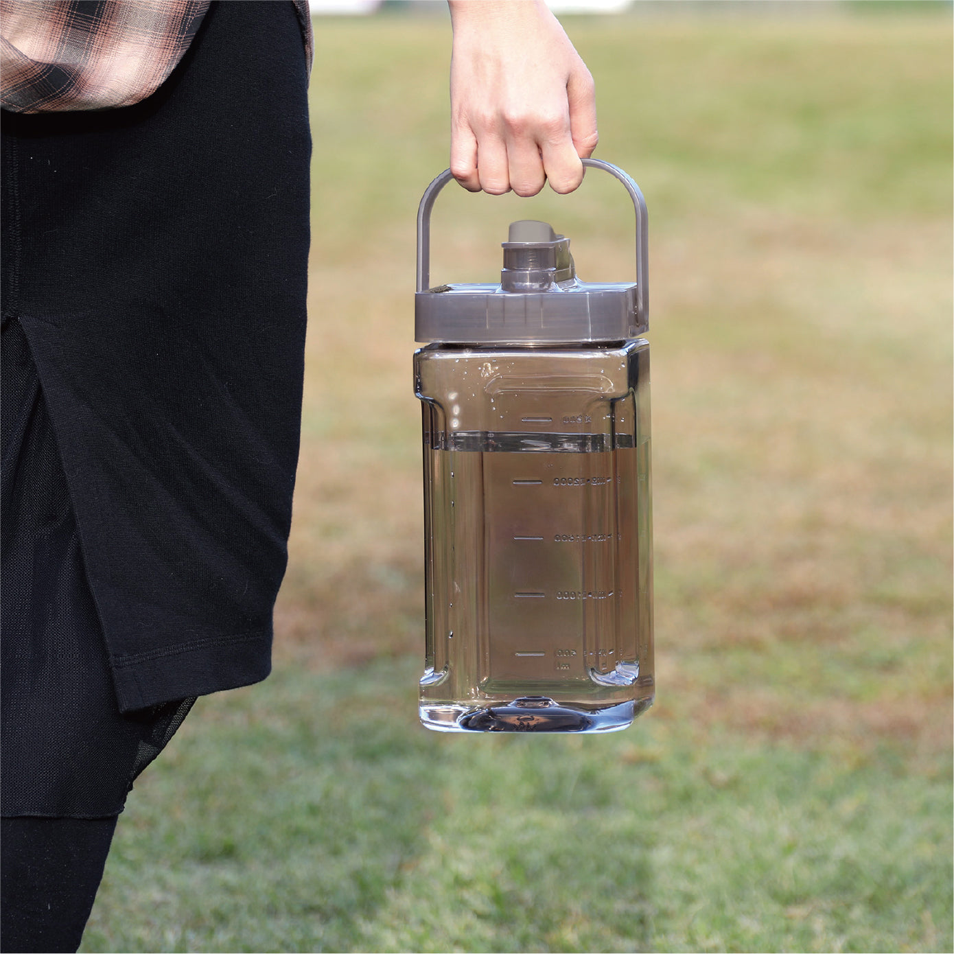 冷蔵庫に入れたまま注げるジャグMEGATANK