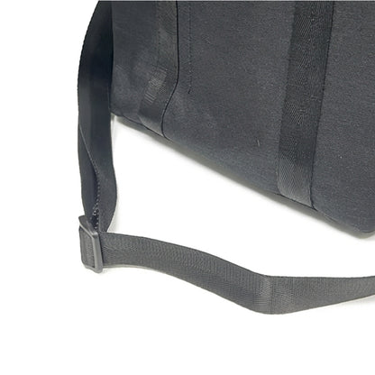 <span style="display:block; text-align:center;">
ショルダー部分は長さ調節可能
</span>