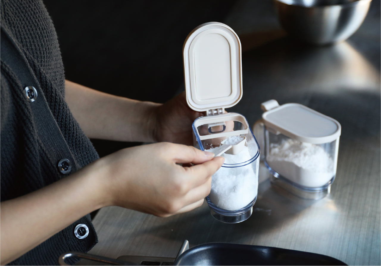 ワンタッチ開閉 調味料ポット